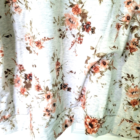 Plus Size 2X Jules & Leopold Women's Floral Pull-Over Top - Picture 5 of 12